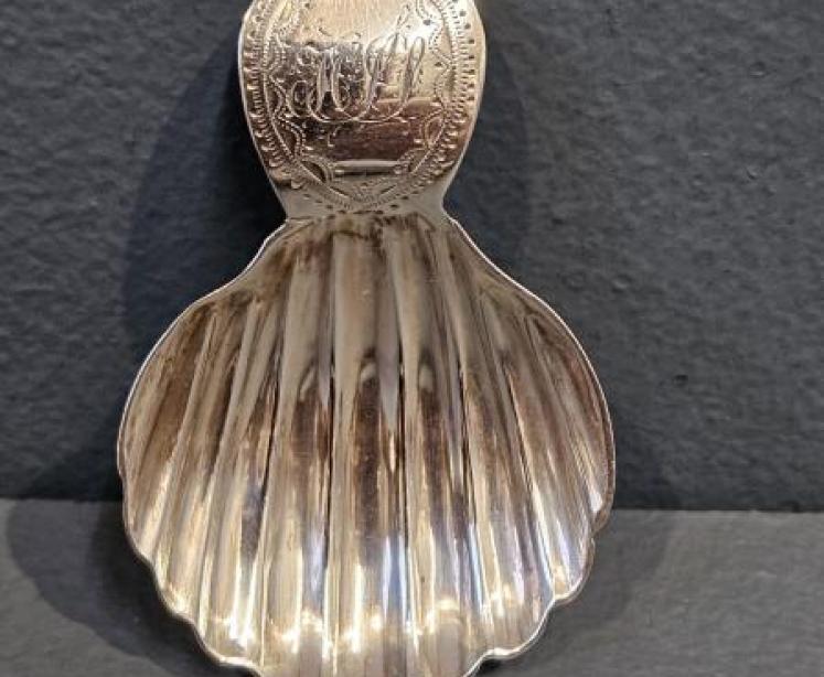 George III Silver Caddy Spoon - Image 4