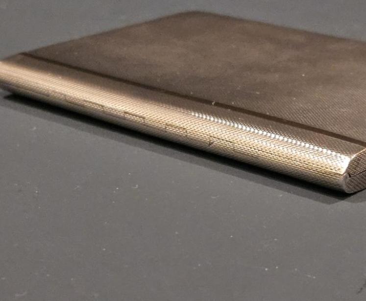  Heavy Quality Engine Turned Silver Cheroot Case With Gold Inlay - Image 5