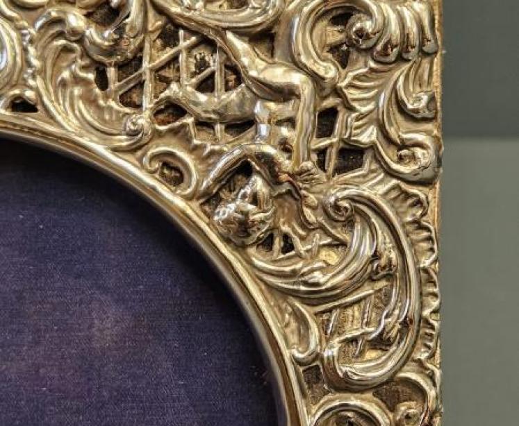 Victorian Chester Silver Photo Frame by William Comyns - Image 5