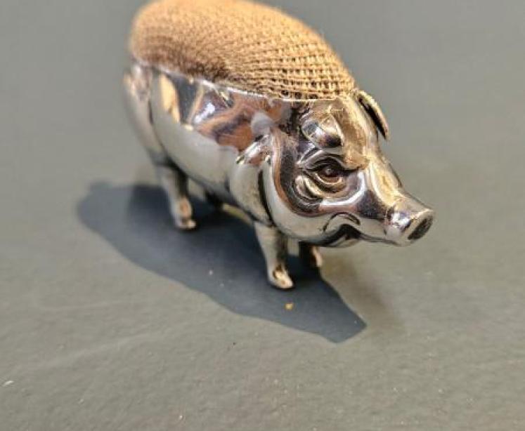 Edwardian Silver Pig Pin Cushion by Adie & Lovekin - Image 1