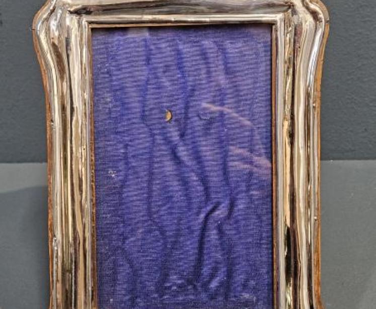 George V Silver Photo Frame - Image 1
