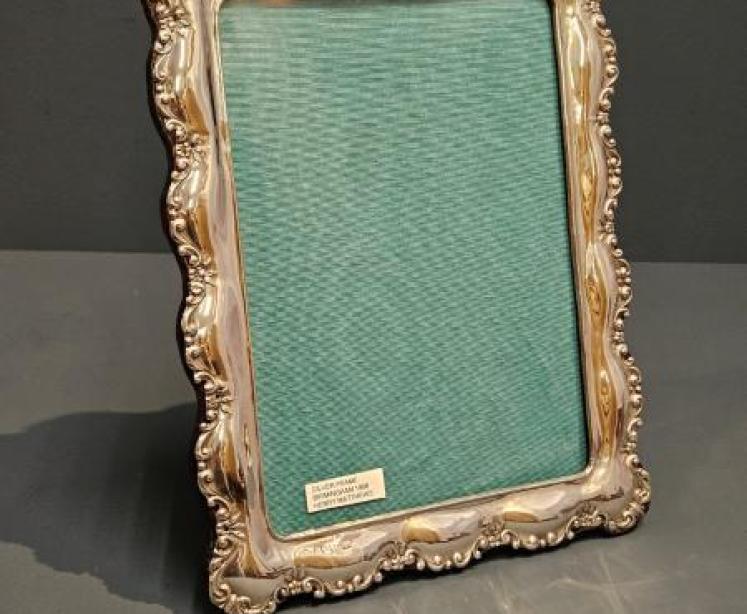 Large Edwardian Silver Photo Frame - Image 4