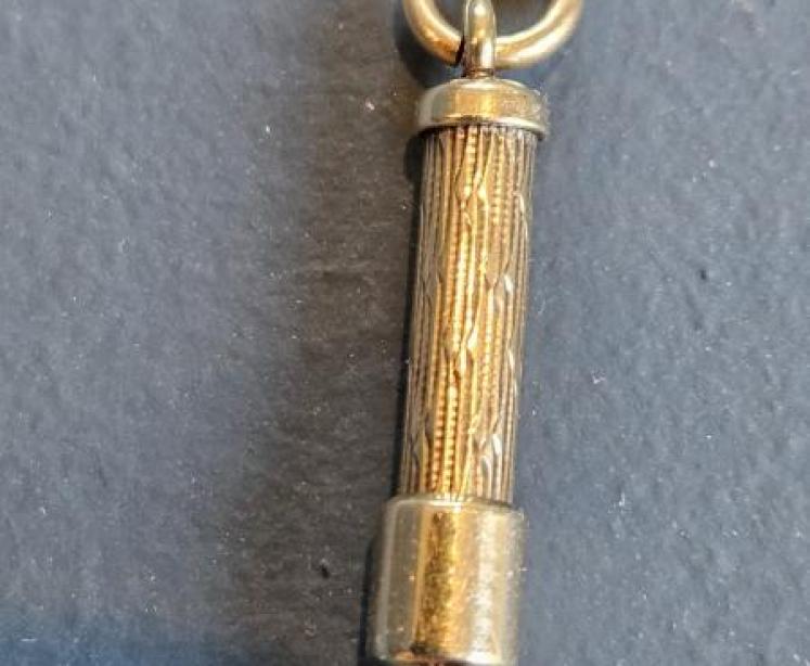 9ct Gold Engine Turned Telescopic Cocktail Stirrer - Image 6