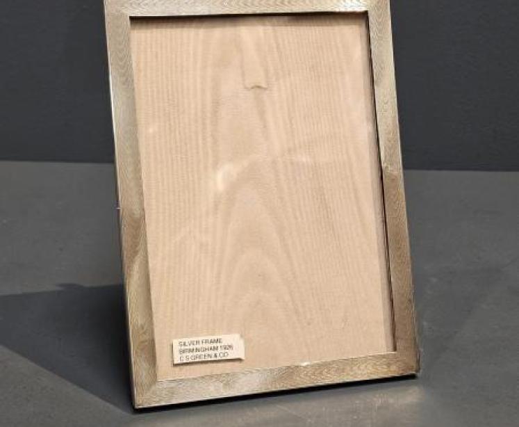 George V Silver Photo Frame - Image 1