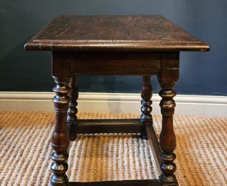 George II Oak Low Table - Image 2