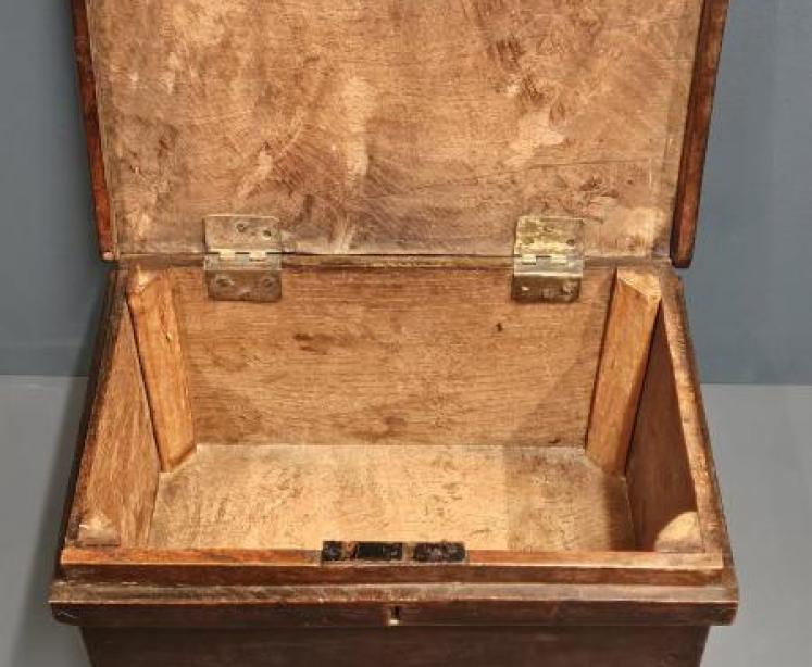 George III Oak Deed Box - Image 2