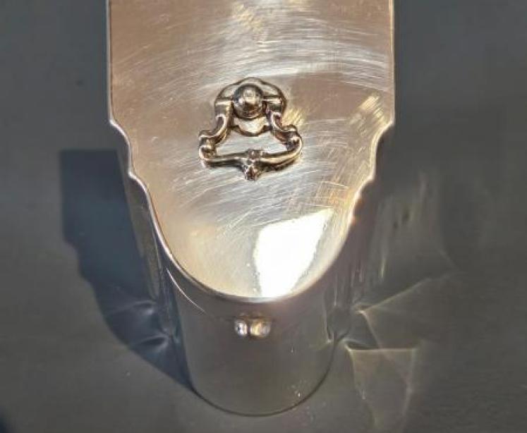 Unusual Knife Box Design Tea Caddy  - Image 6