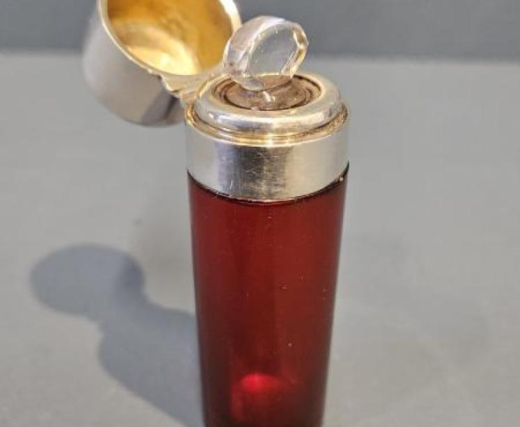 Victorian Silver Top Ruby Scent Bottle  - Image 1
