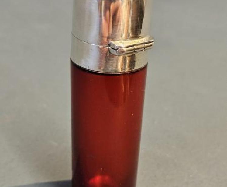Victorian Silver Top Ruby Scent Bottle  - Image 2