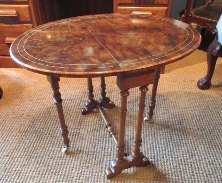 Superb Victorian Burr Walnut 'Baby' Sutherland Table - Image 2