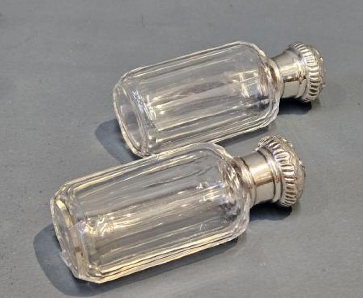 Pair of Victorian Silver Topped Crystal Scent Bottles - Image 5