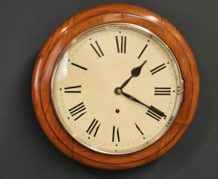 Edwardian Walnut Cased English Dial Clock - Image 1
