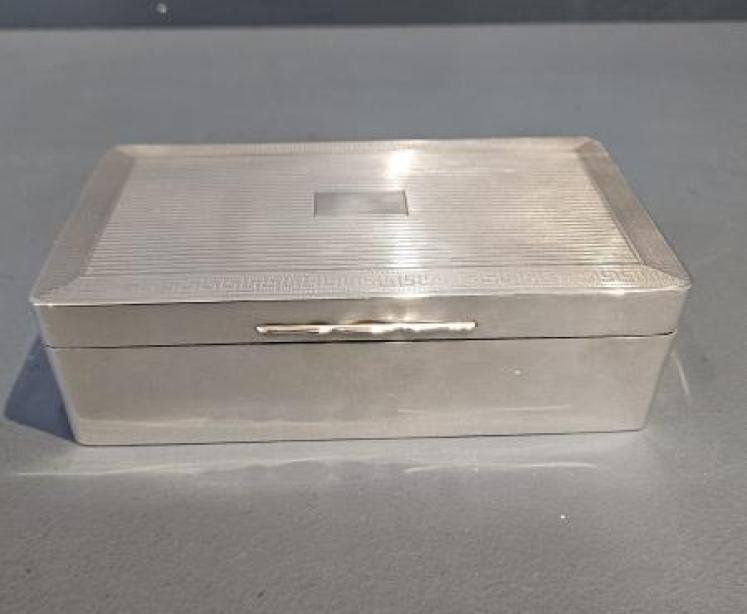 Superb Engine Turned George V Silver Box - Image 1