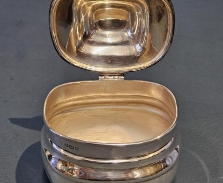 George V Silver Tea Caddy - Image 4