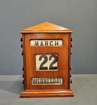 Large Edwardian Walnut Perpetual Desk Calendar 