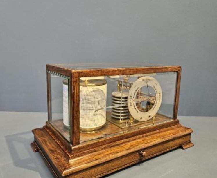 Late Victorian Oak Barograph  - Image 3