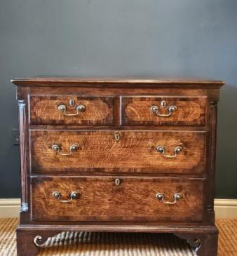 Small George III Country House Oak Chest of Drawers 