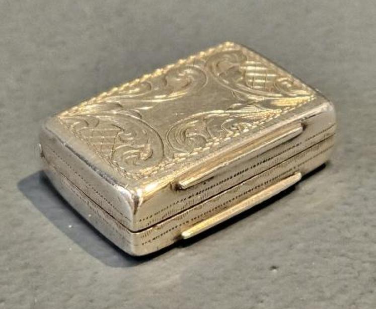 Early Victorian Silver Vinaigrette - Image 6
