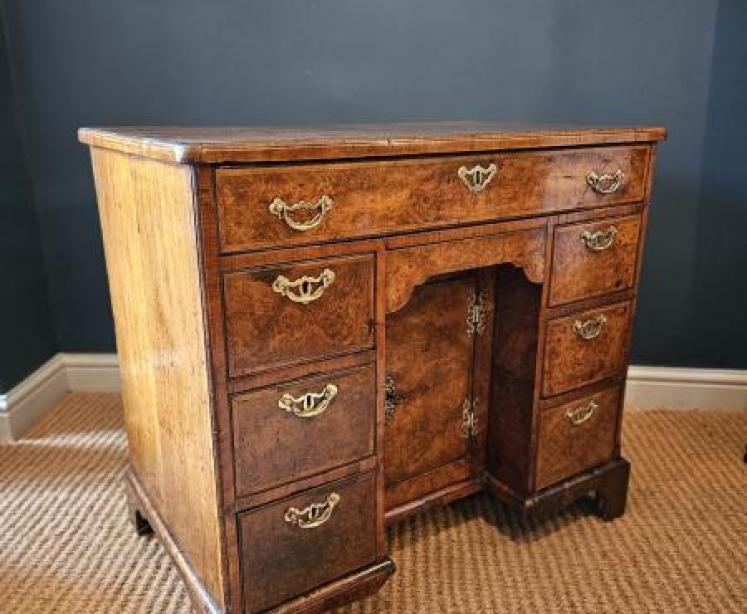 George II Walnut Kneehole Desk - Image 6