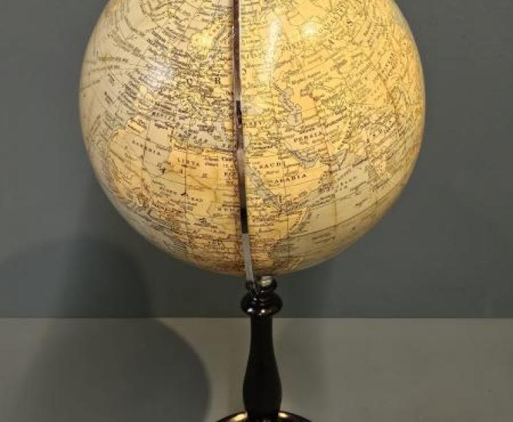 1930's Geographia 10" Paper Mache Globe - Image 3