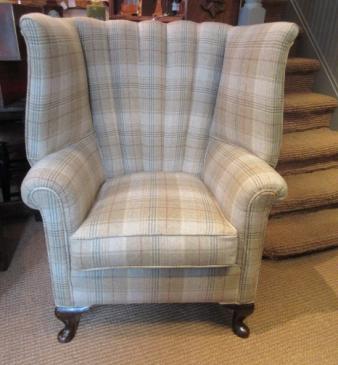 Superb Victorian Ribbed Barrel Back Wing Armchair