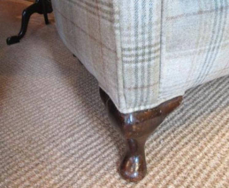 Superb Victorian Ribbed Barrel Back Wing Armchair - Image 2