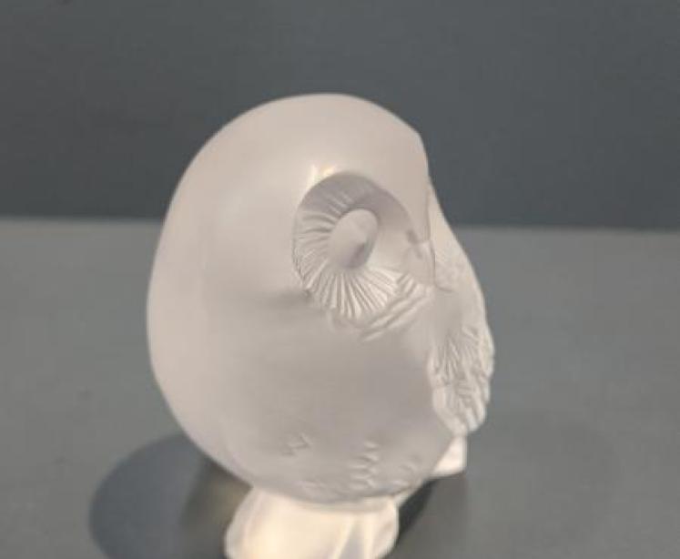 Lalique Opalescent Owl - Image 4