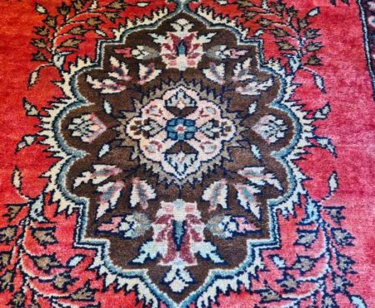 Immaculate 9' 6" Persian Pure Wool Runner - Image 2