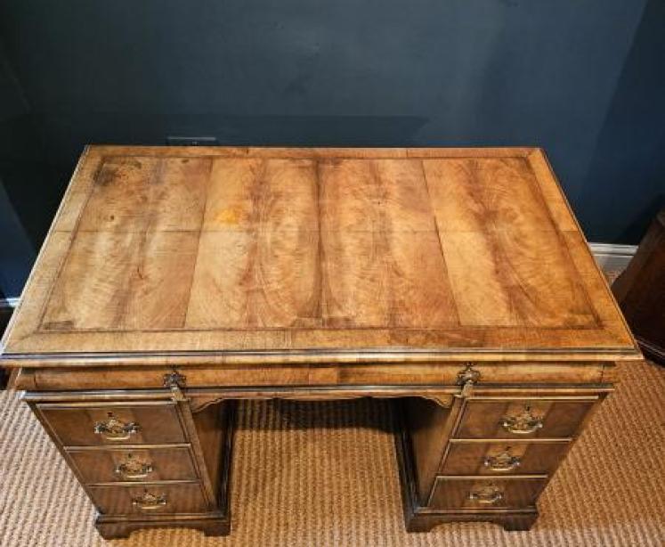Quality Edwardian Walnut Writing Desk - Image 2