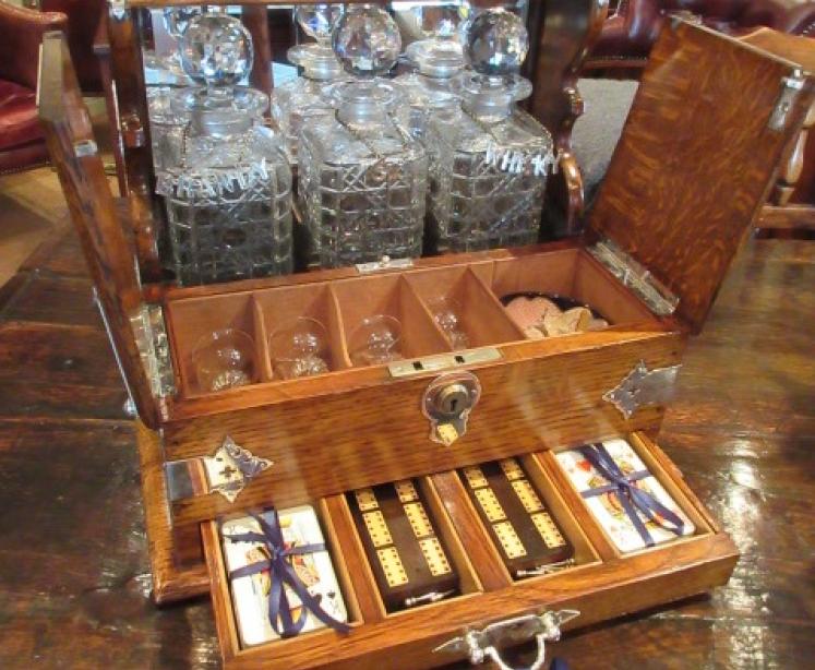 Outstanding Victorian Polished Oak Gaming Tantalus - Image 1