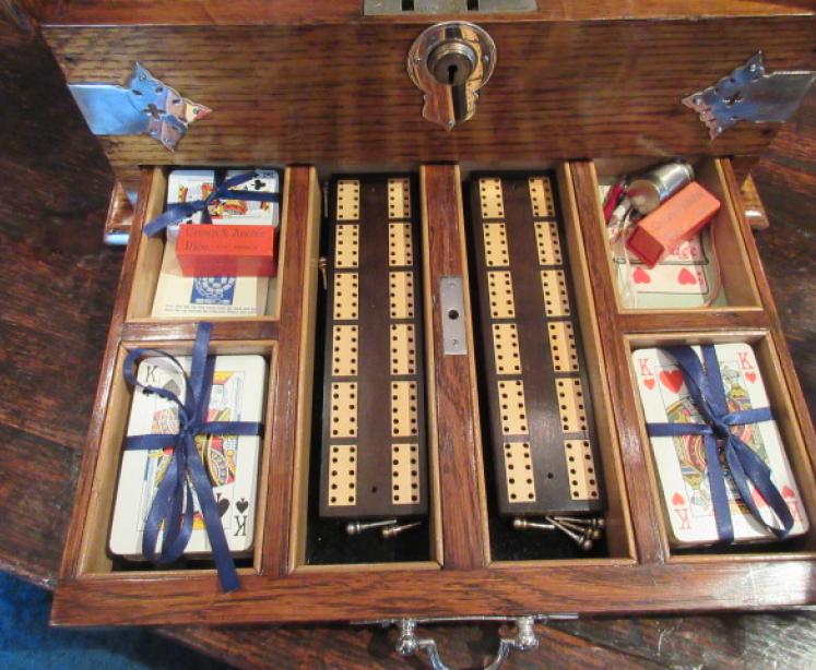 Outstanding Victorian Polished Oak Gaming Tantalus - Image 3
