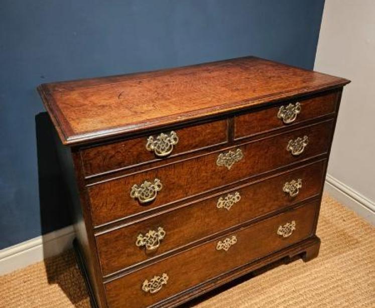 George III Oak Chest of Drawers - Image 1
