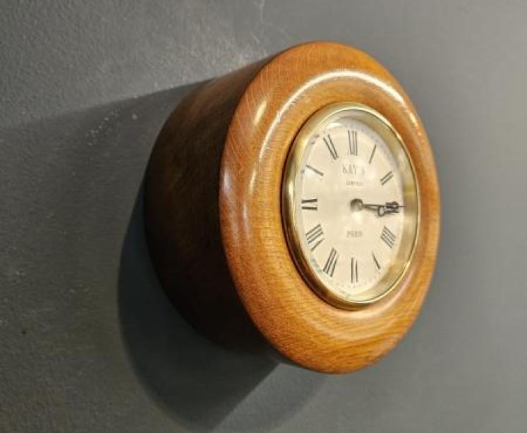 Rare Kays Paris Pork Pie Station Masters Clock - Image 2