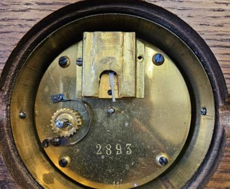 Rare Kays Paris Pork Pie Station Masters Clock - Image 6