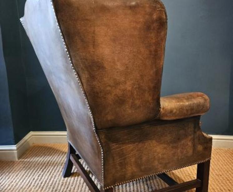 1920's Button Back Leather Wing Arm Chair - Image 5