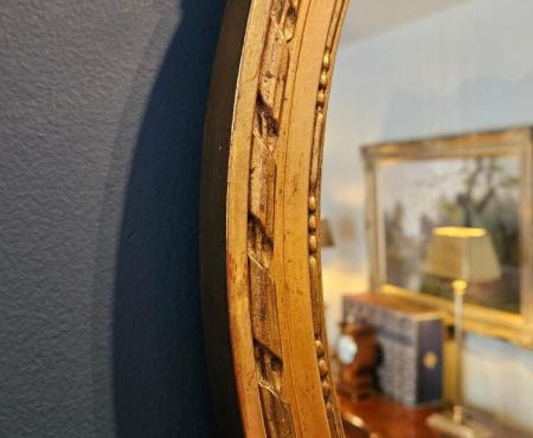 Pair of Victorian Small Oval Ribbon Pediment Gilt Mirrors - Image 6