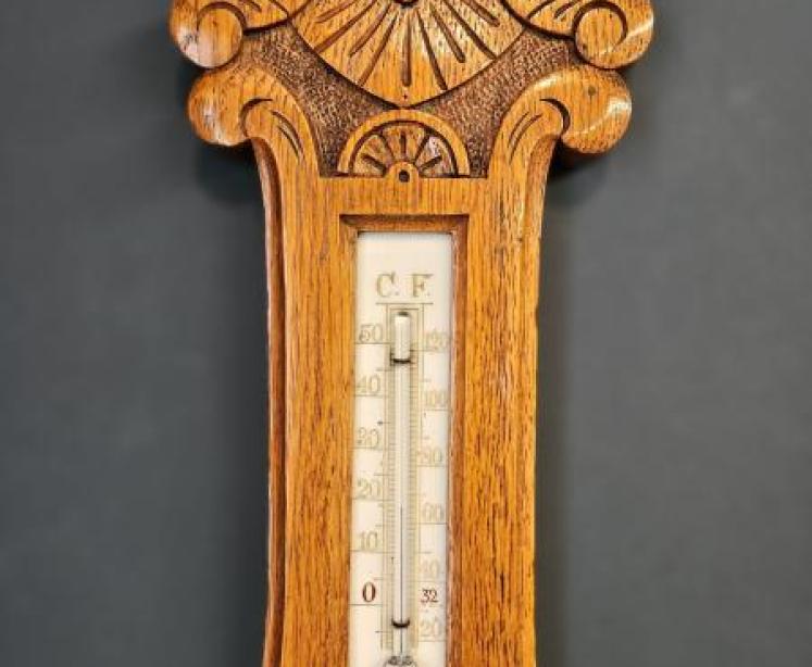 Small Victorian Oak Banjo Barometer - Image 2