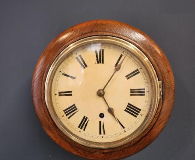 Late Victorian Oak Cased English Dial Clock - Image 1