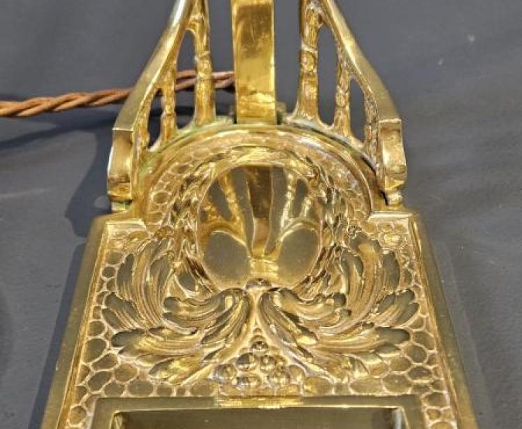 Art Nouveau Lamp and Vaseline Glass Shade - Image 3