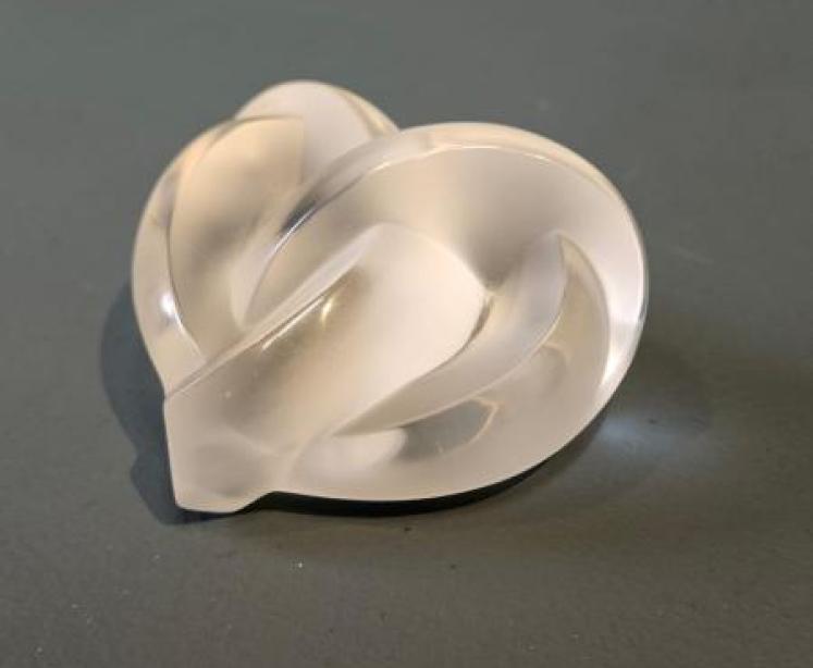  Lalique Heart Paperweight - Image 4
