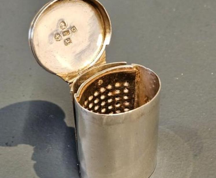 George III Silver Nutmeg Grater - Image 1