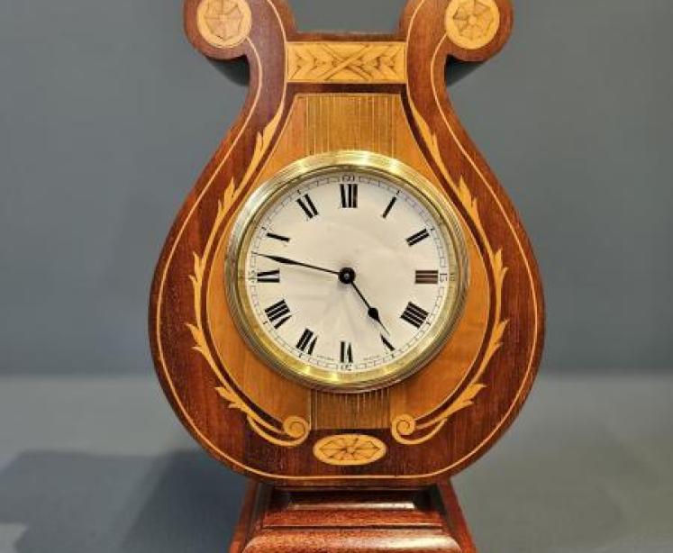 Fine Quality Swiss Inlaid Mantel Clock - Image 1