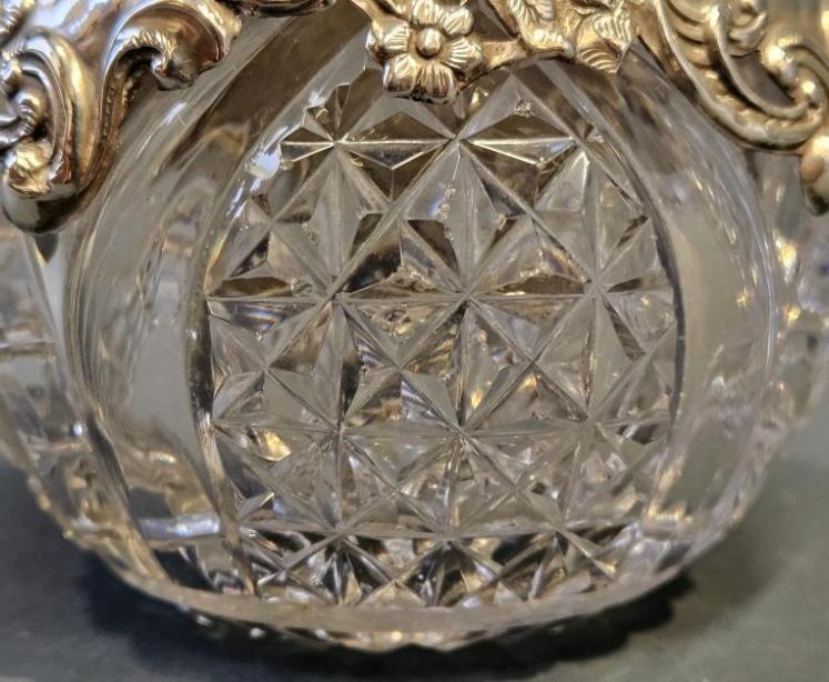 Fine Quality Edwardian Silver Overlaid Scent Bottle - Image 4