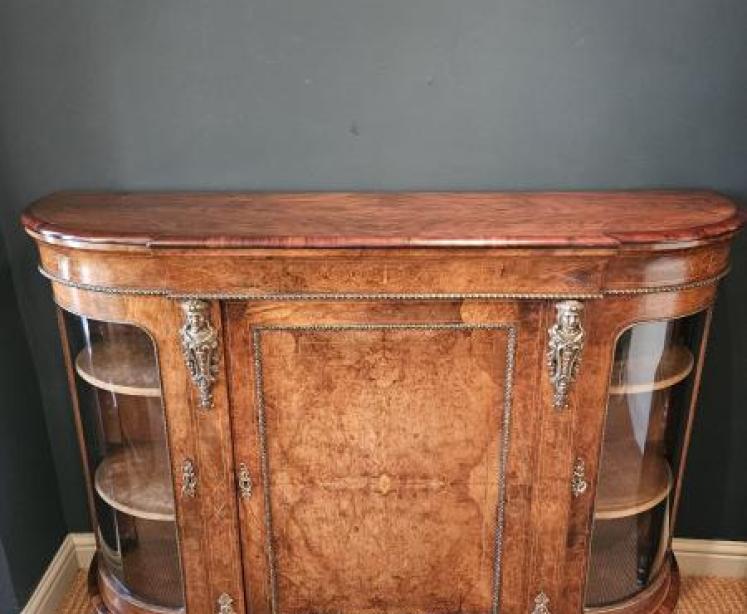 Superb Victorian Inlaid Walnut Credenza - Image 1