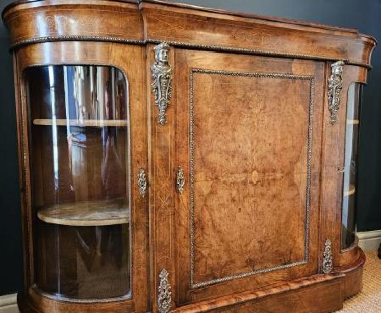 Superb Victorian Inlaid Walnut Credenza - Image 4
