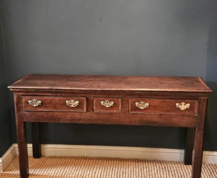 George II Three Drawer Oak Dresser  - Image 1