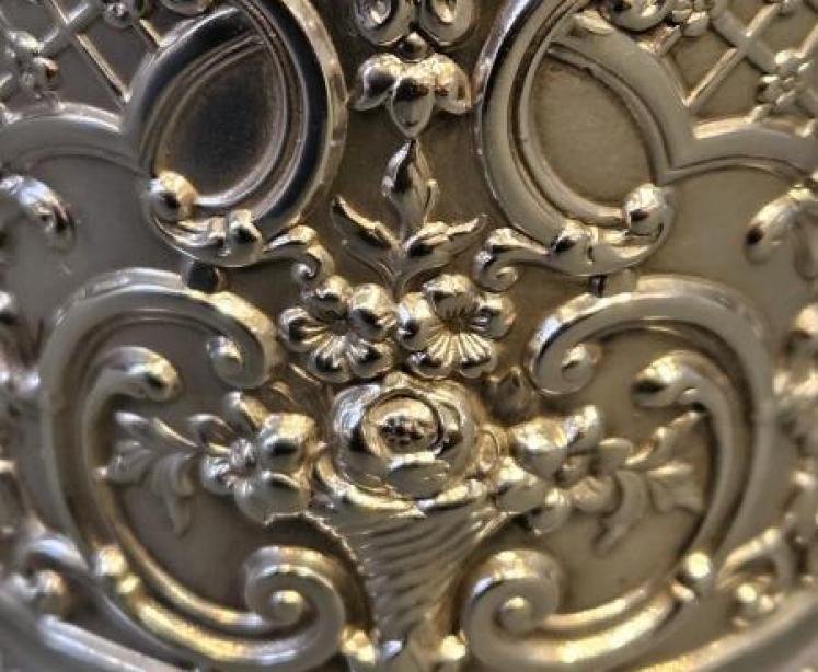 Victorian Embossed and Frosted Silver Mug - Image 3