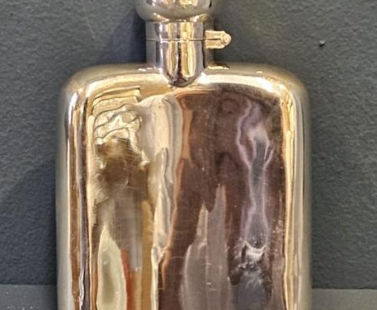 George V Curved Silver Hip Flask - Image 1