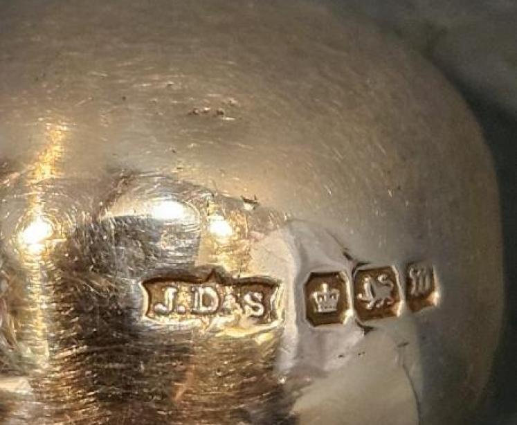 Silver Topped Hip Flask - Image 7