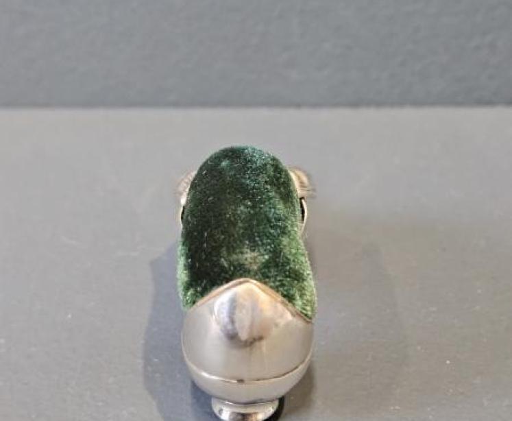 Edwardian Silver Ladies Shoe Pin Cushion - Image 6